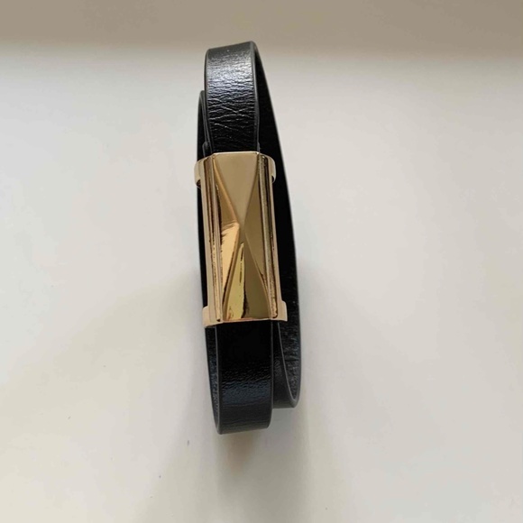 Black and gold leather bracelet - Picture 1 of 4